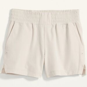 Old Navy, High-Waisted StretchTech Shorts - 4-inch Cream Shorts, XL, Stretchtech
